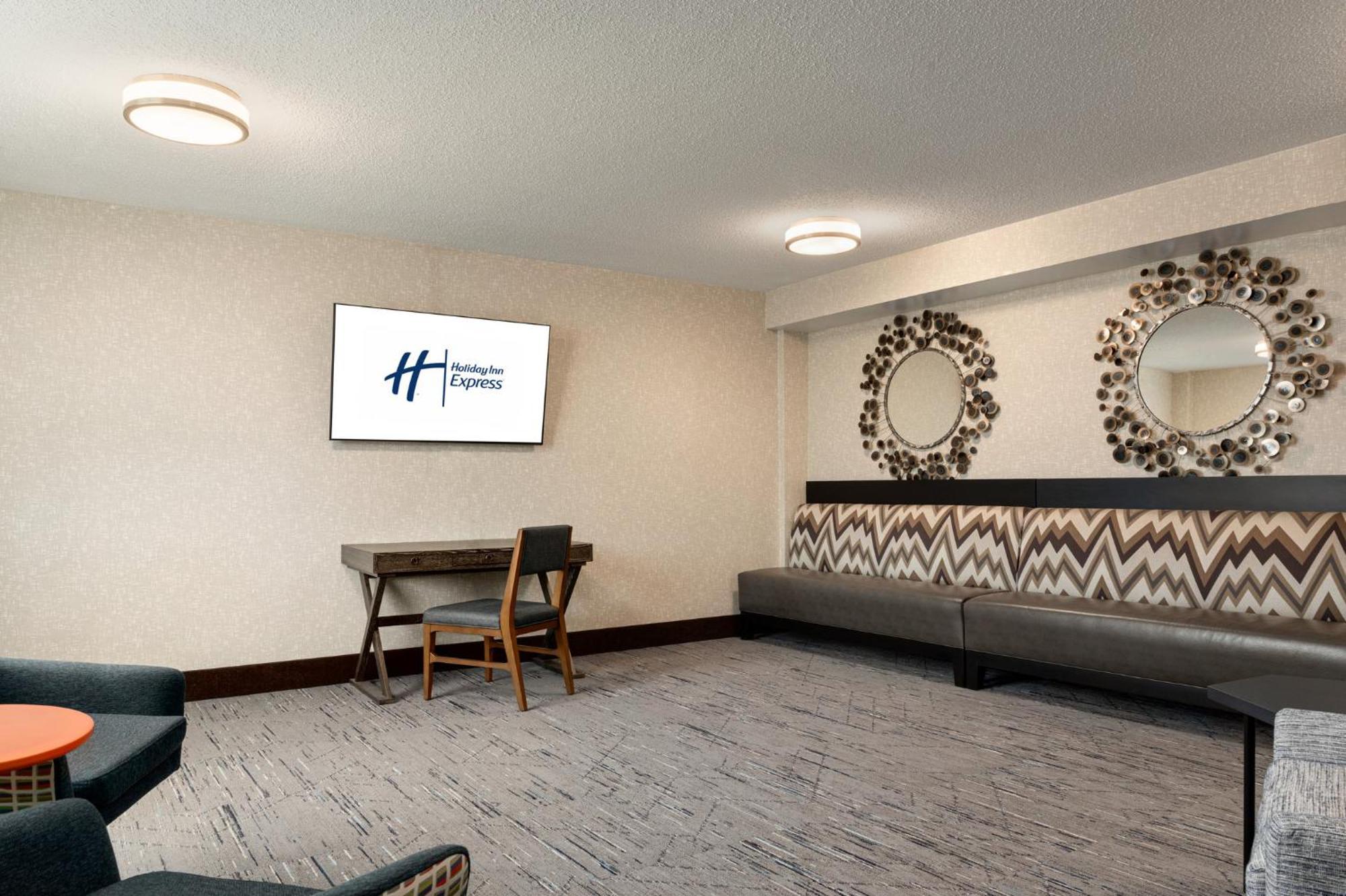 Holiday Inn Express Baltimore At The Stadiums By Ihg Exterior foto