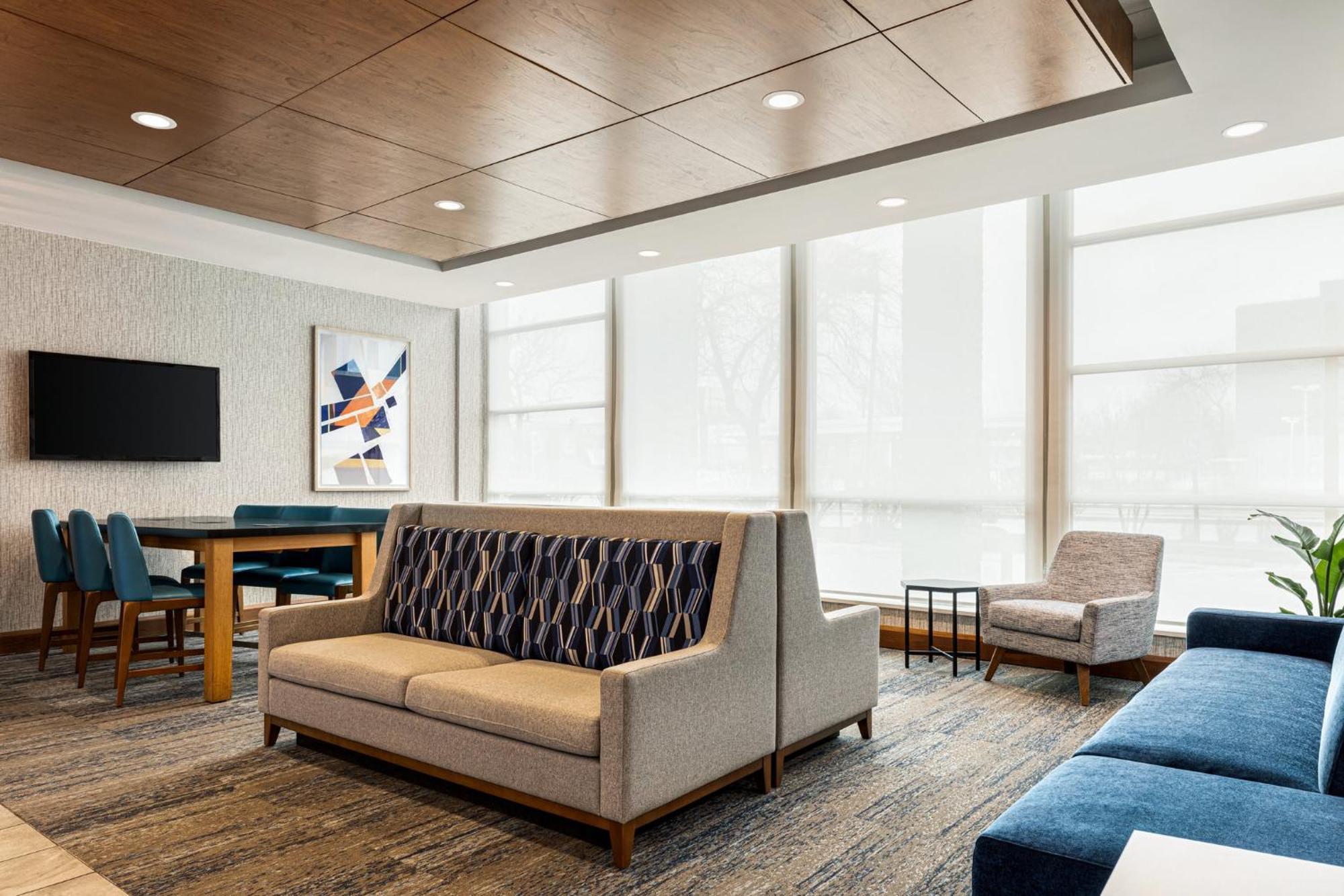 Holiday Inn Express Baltimore At The Stadiums By Ihg Exterior foto